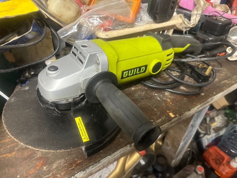 Guild 230mm 9” Electric Angle Grinder 240V/2000W