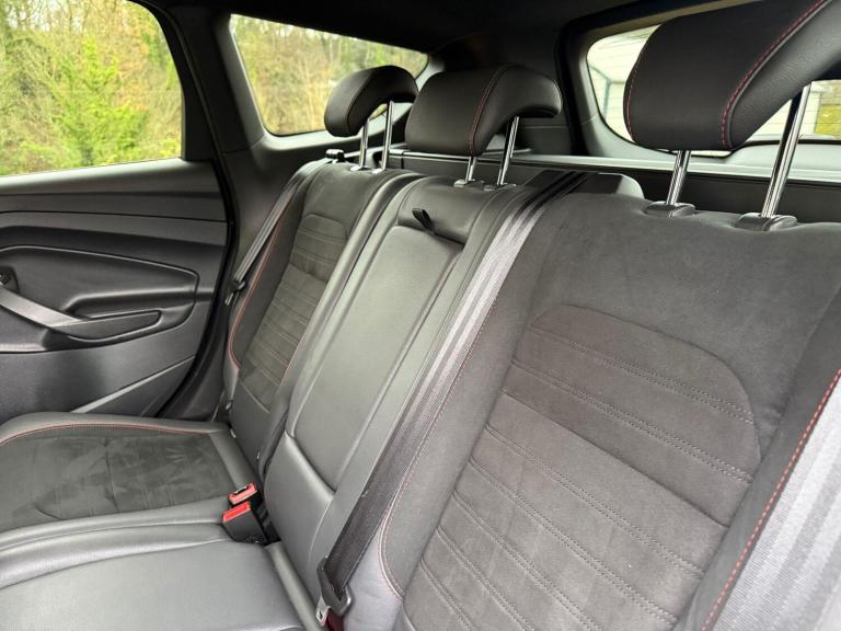 2019 Ford Kuga 1.5T EcoBoost ST-Line Euro 6 (s/s) 5dr HATCHBACK Petrol Manual