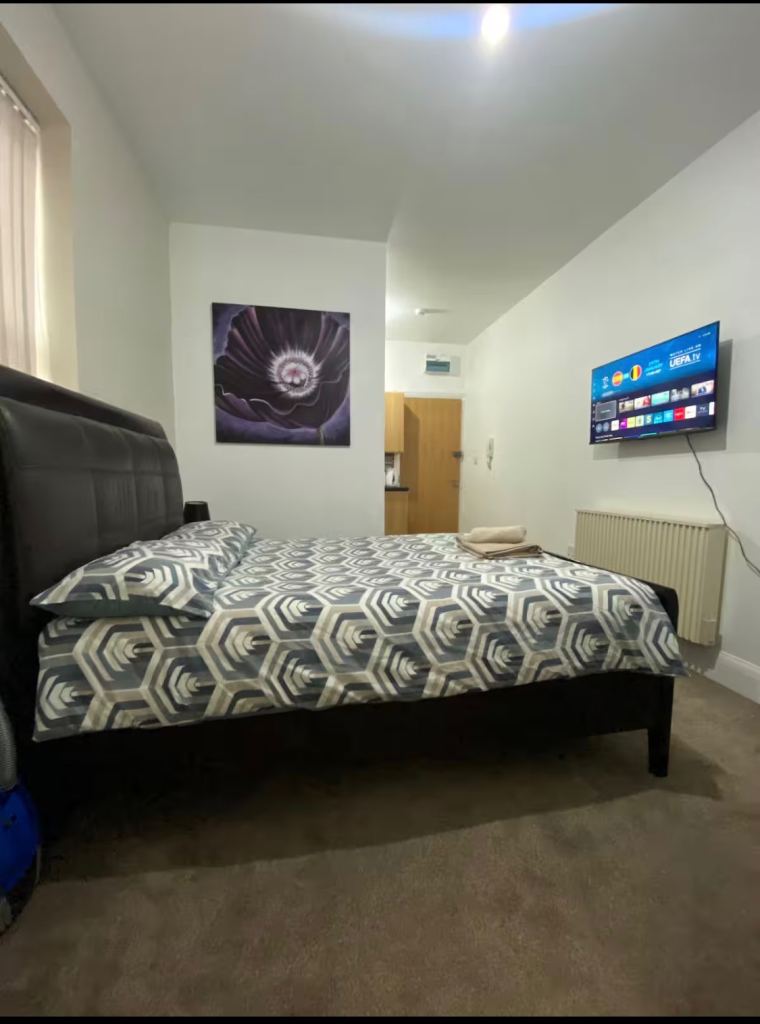 Studio flat in Moseley B13