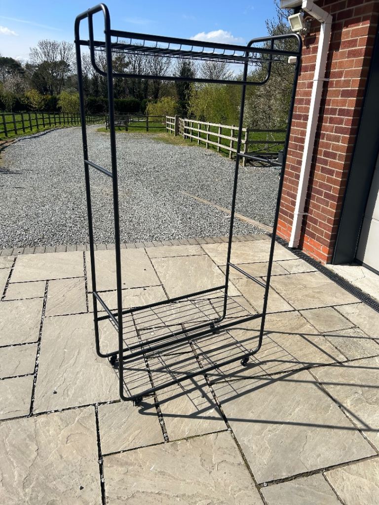 Clothes Rail storage free standing