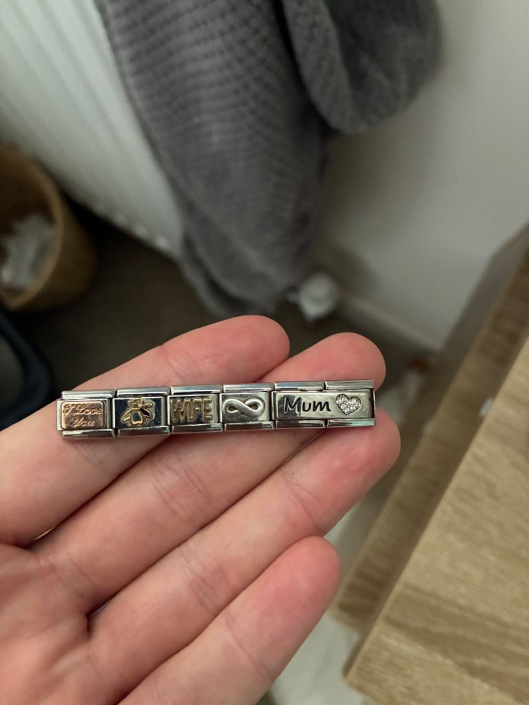 Nomination Charm Bracelet Links – Wife, Mum, Mrs & Mrs