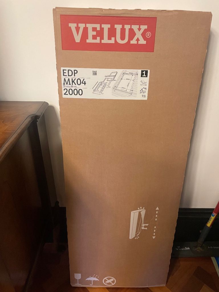 VELUX EDP MK04 2000 Pro+ Plain Tile Flashing Kit - Grey, 78cm x 98cm, New