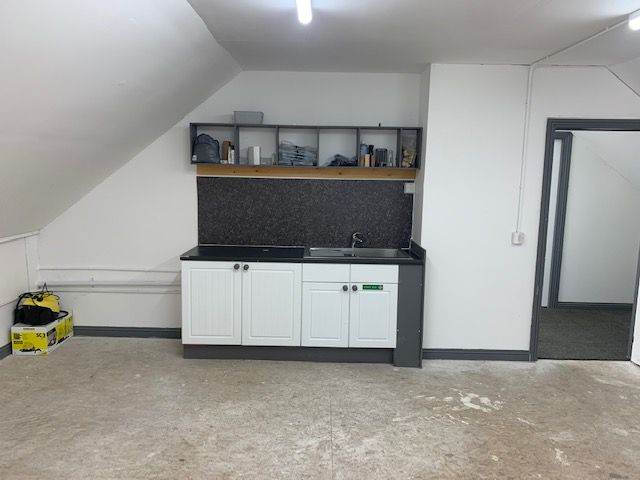 Fantastic work storage space Office/ Workshop L@@K workspace studio TO Let Bathgate 