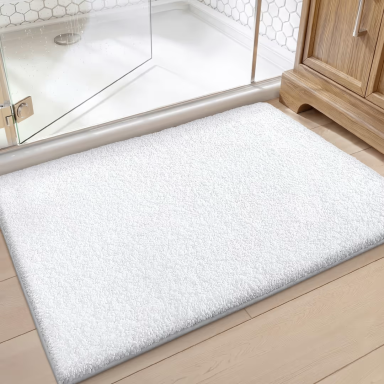New White Cotton Bath Mat – Soft & Absorbent