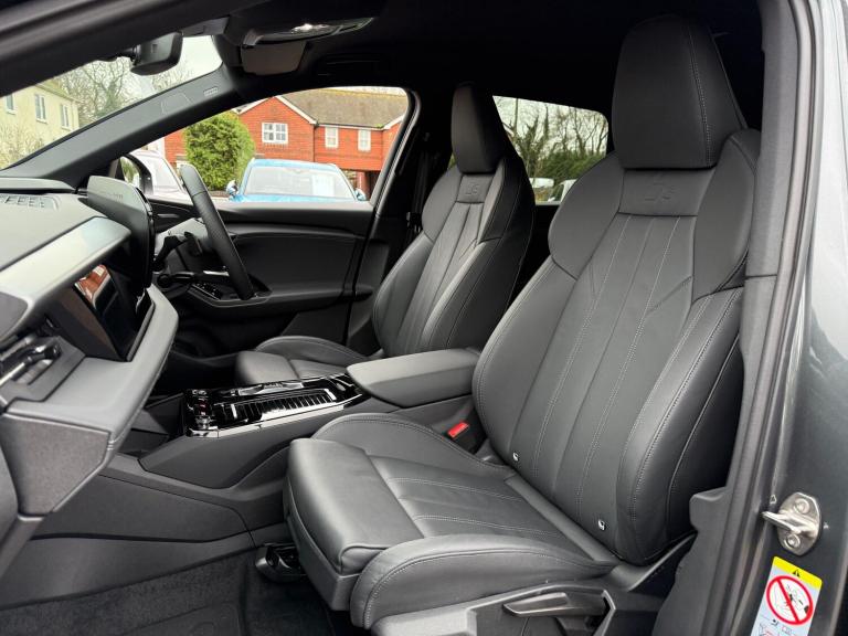 2025 Audi Q6 e-tron 285kW Quattro 100kWh S Line 5dr Auto ESTATE ELECTRIC Automatic