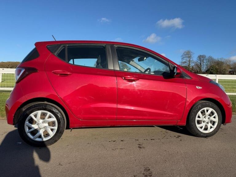 2018 Hyundai i10 1.0 SE 5dr HATCHBACK Petrol Manual