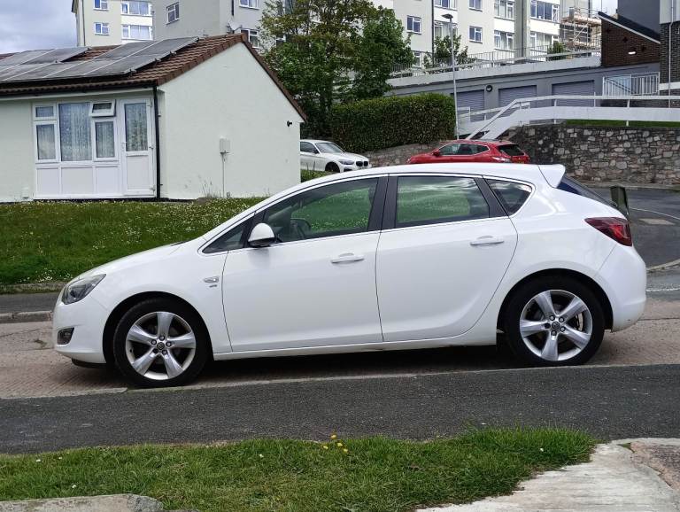 Vauxhall, ASTRA SRI, 2011