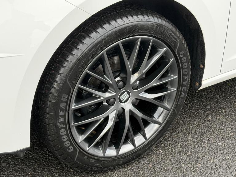 2018 SEAT Leon 1.2 TSI SE Dynamic Technology 5dr HATCHBACK PETROL Manual