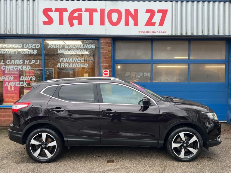 2017 Nissan Qashqai 1.5 dCi N-Connecta 5dr HATCHBACK Diesel Manual
