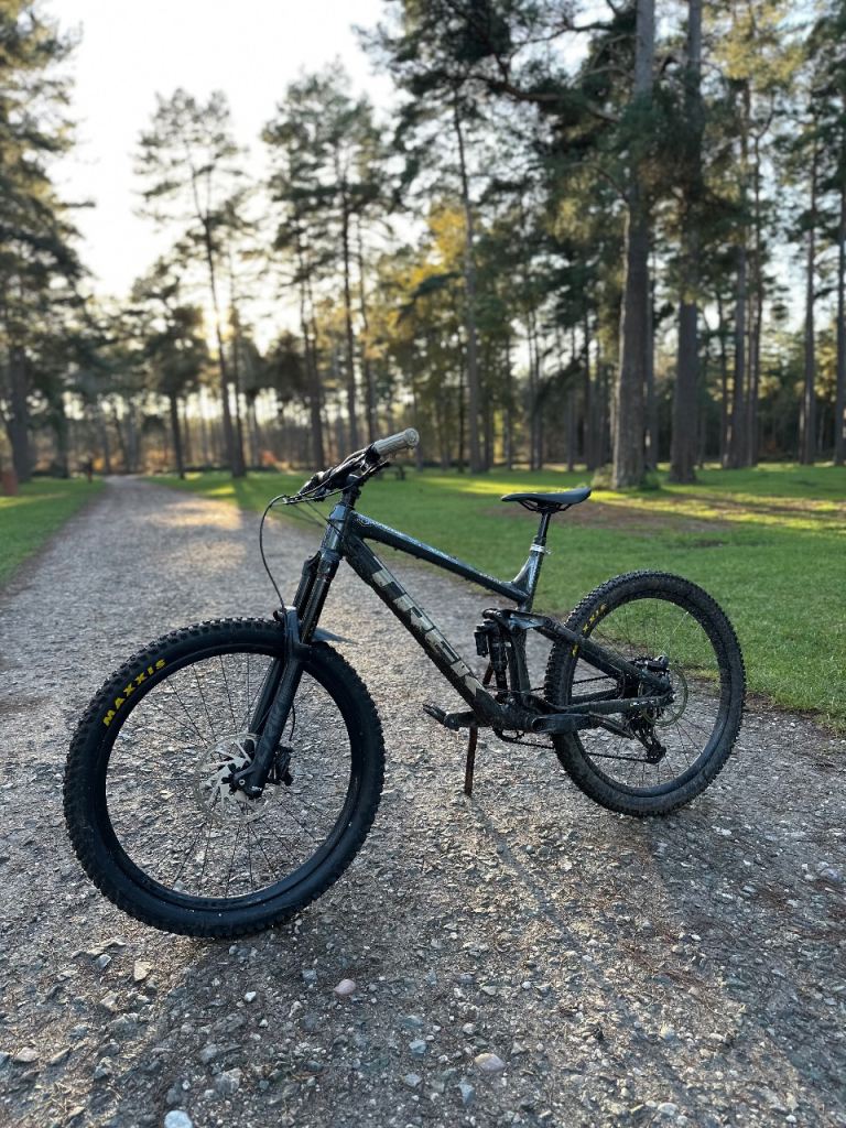 Trek Remedy 8 size L