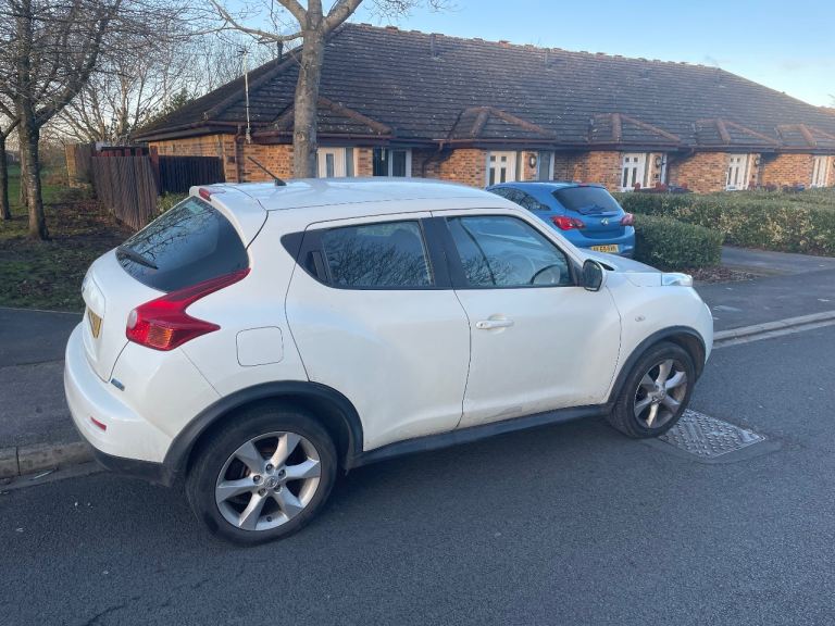 61 Nissan JUKE 1.5 dci taxes n tested 130k ideal family car £1295ovno