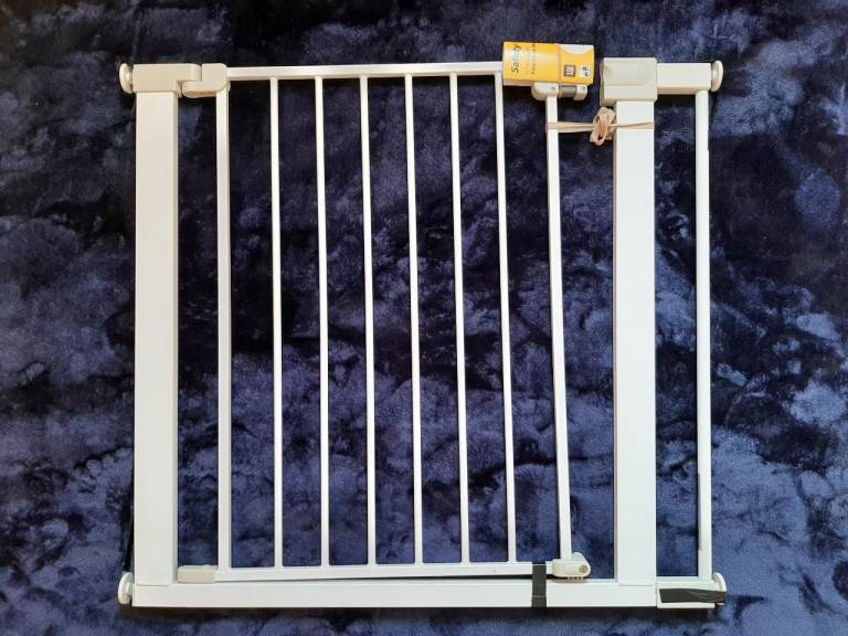 Safety 1st Child Baby Stair Gate with detachable Extension
