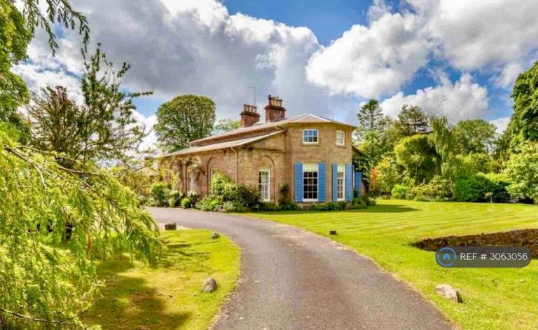 5 bedroom house in St Johns Cottage, Maybole, KA19 (5 bed) (#3063056)