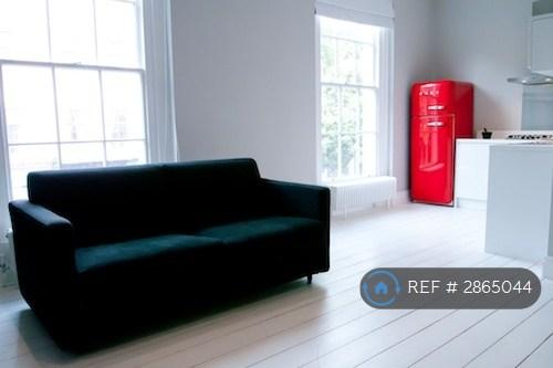 1 bedroom flat in Endell Street, London, WC2H (1 bed) (#2865044)