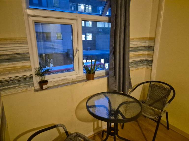 Room to share in Barking