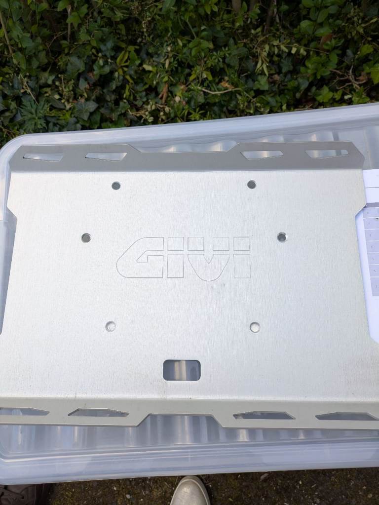 Monokey Adaptar Plate for BMW F900 XR - BRAND NEW 