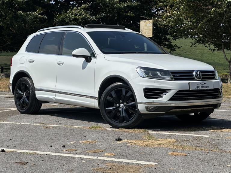 VOLKSWAGEN TOUAREG 3.0 V6 TDI BlueMotion Tech 262 R-Line 5dr Tip Auto, diesel,