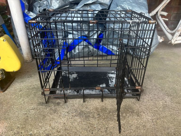 Small dog crate 