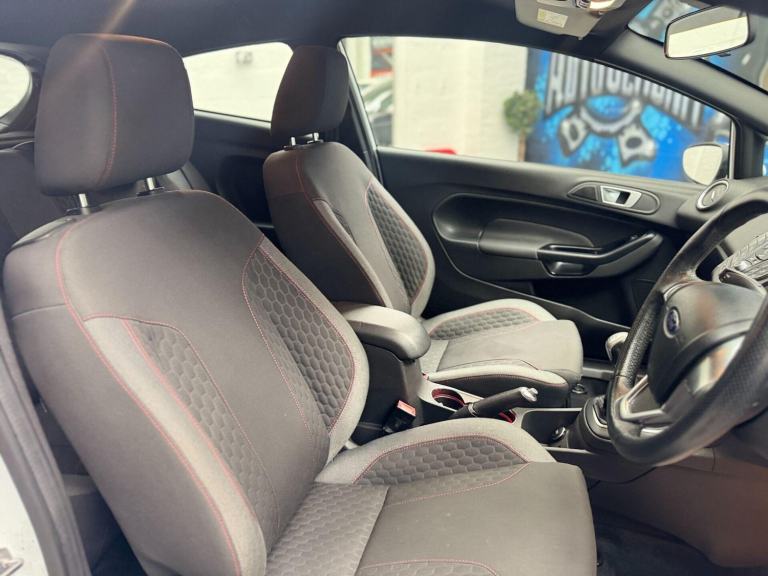 2017 Ford Fiesta 1.0T EcoBoost ST-Line Euro 6 (s/s) 3dr Hatchback Petrol Manual