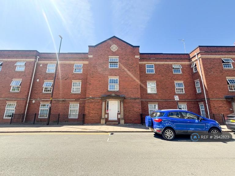 2 bedroom flat in Derngate, Northampton, NN1 (2 bed) (#2942823)