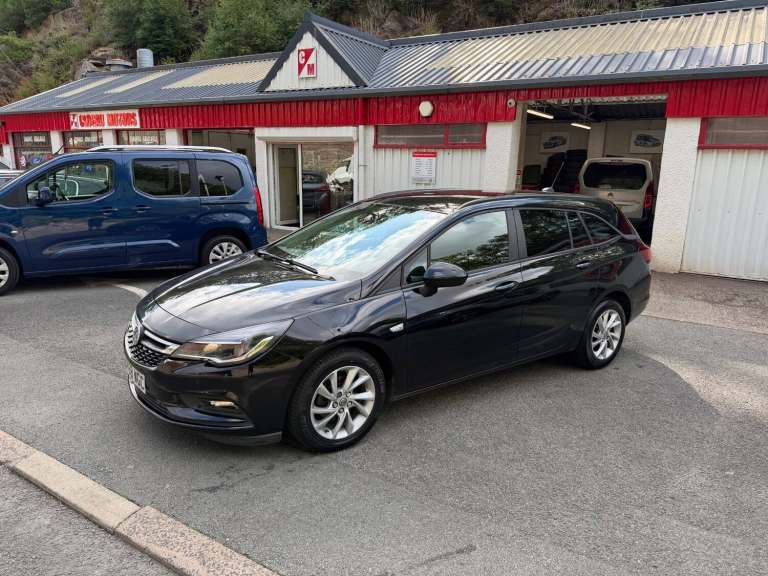 2018 Vauxhall Astra 1.6 CDTi 16V ecoTEC Tech Line Nav 5dr Diesel Estate Car Good Mpg ESTATE Diese...