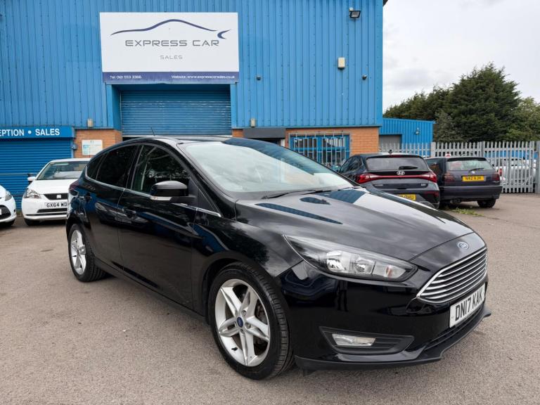 2017 Ford Focus 1.0T EcoBoost Zetec Edition Euro 6 (s/s) 5dr HATCHBACK Petrol Manual