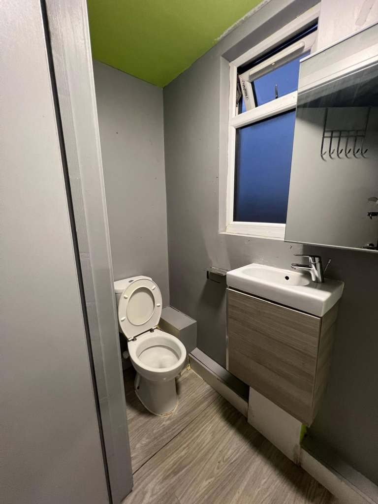 Room to Rent in London, Harrow (HA2 9BL) 