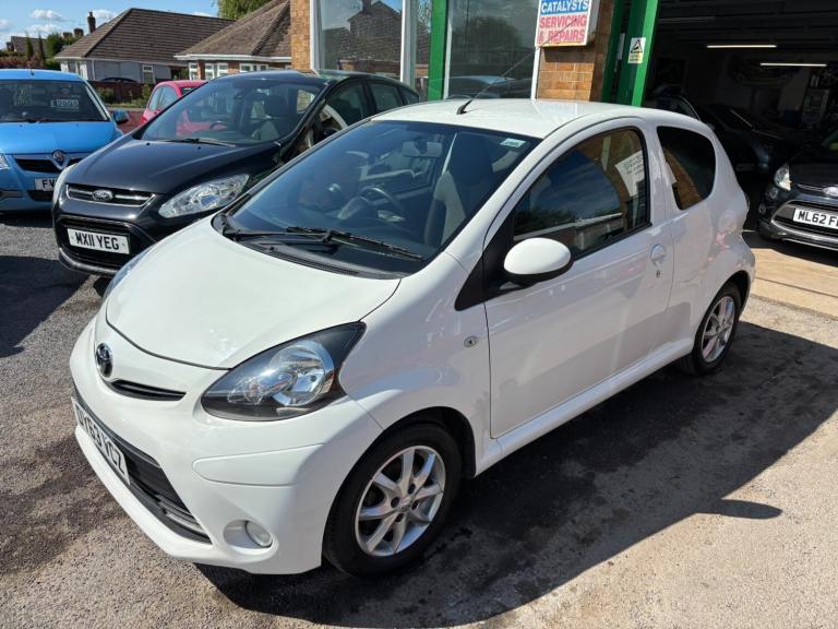 2013 Toyota AYGO 1.0 VVT-i Mode 3dr HATCHBACK Petrol Manual