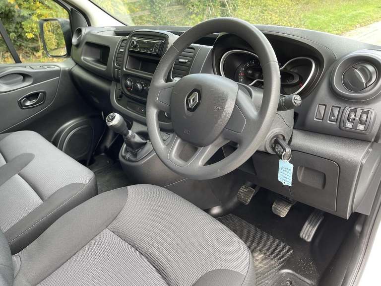 2021 Renault Trafic SL28 ENERGY dCi 120 Business Van PANEL VAN DIESEL Manual