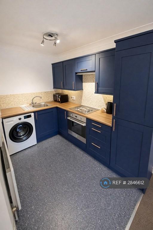 2 bedroom flat in Bewick House, Doncaster, DN6 (2 bed) (#2846612)
