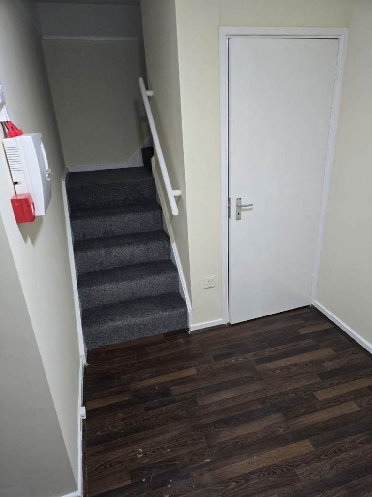 1 Medium Double Room available to rent in DownsBarn 