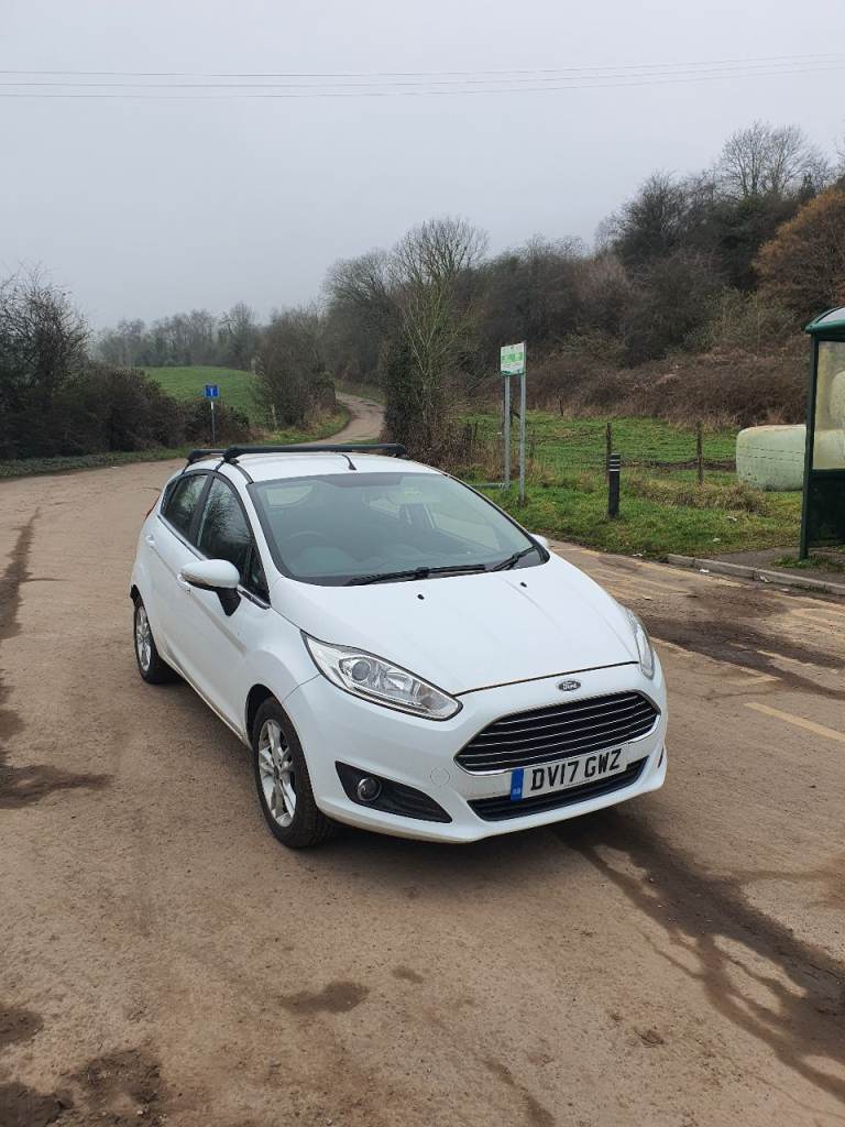 Ford, FIESTA, Hatchback, 2017, Manual, 1498 (cc), 5 doors