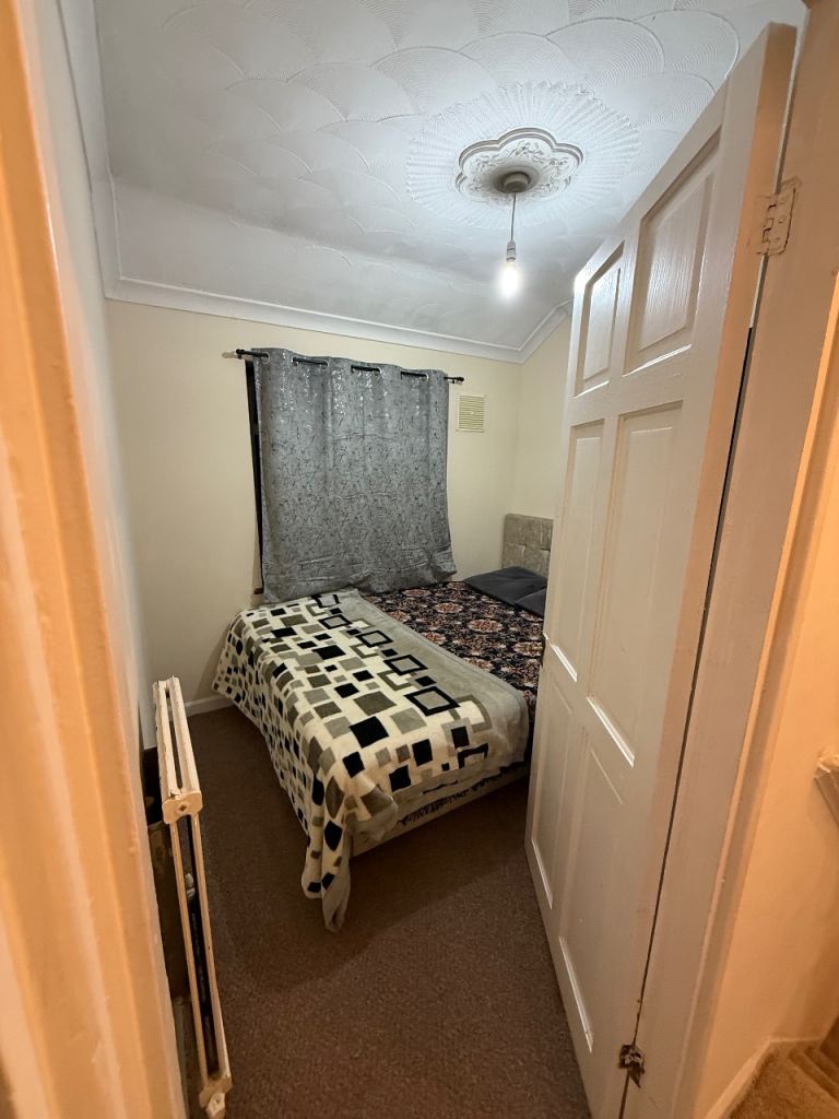 single room or two can share