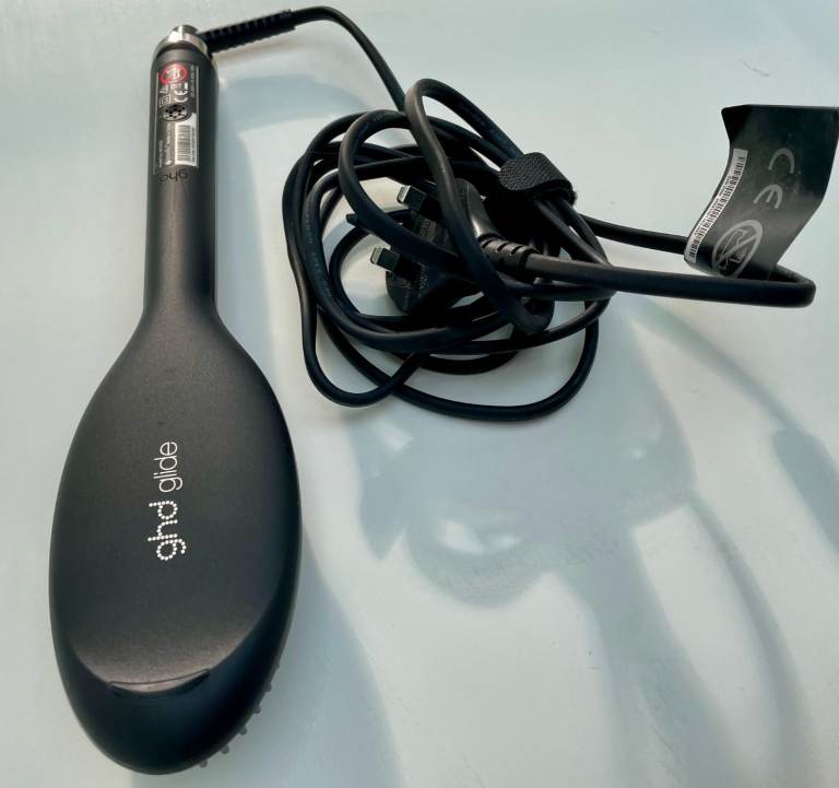 Ghd Glide hot brush