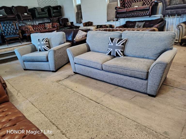 Lovely grey sofa & snuggle chair VGC Deliv Poss