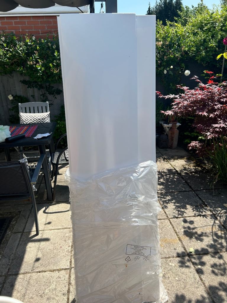 New white plastic bath panel