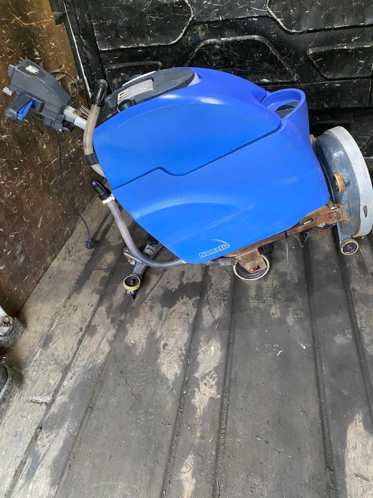 Numatic floor scrubber/dryer