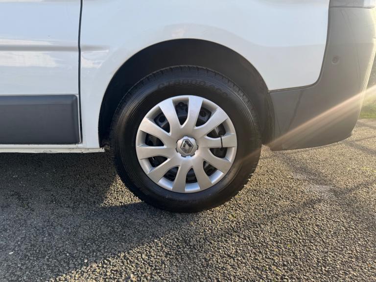 2012 Renault Trafic (12) 2.0 DCI 115 BHP SL29 SWB EURO 5 NO VAT! LONG MOT PANEL VAN Diesel Manual