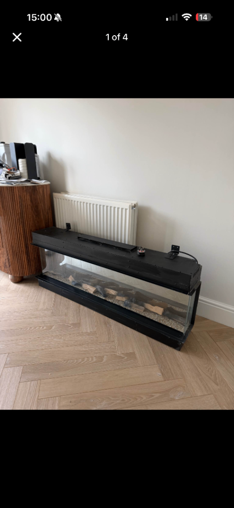 Inset electric fireplace