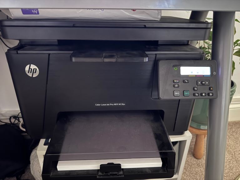 HP Colour LaserJet Pro MFP M176n