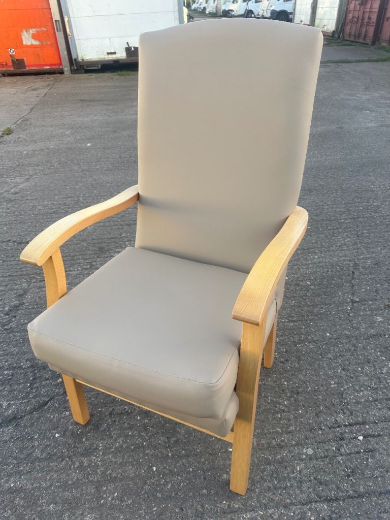 Arm Chair 