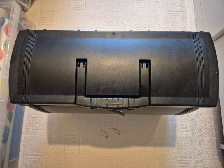 Twin lock personal file system with carry handle and 2 keys