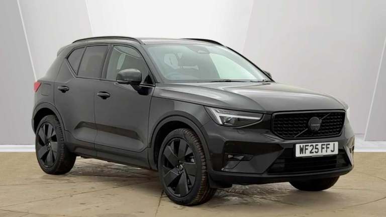 2025 Volvo XC40 2.0 B4P Ultra Black Edition 5dr Auto ESTATE PETROL Automatic