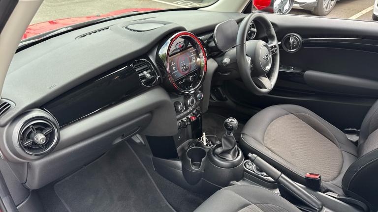 2022 MINI Hatch 1.5 Cooper Classic 3dr Petrol Hatchback Hatchback Petrol Manual