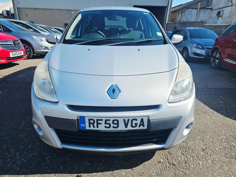 2010 Renault Clio 1.6 VVT Expression 5dr Auto HATCHBACK Petrol Automatic
