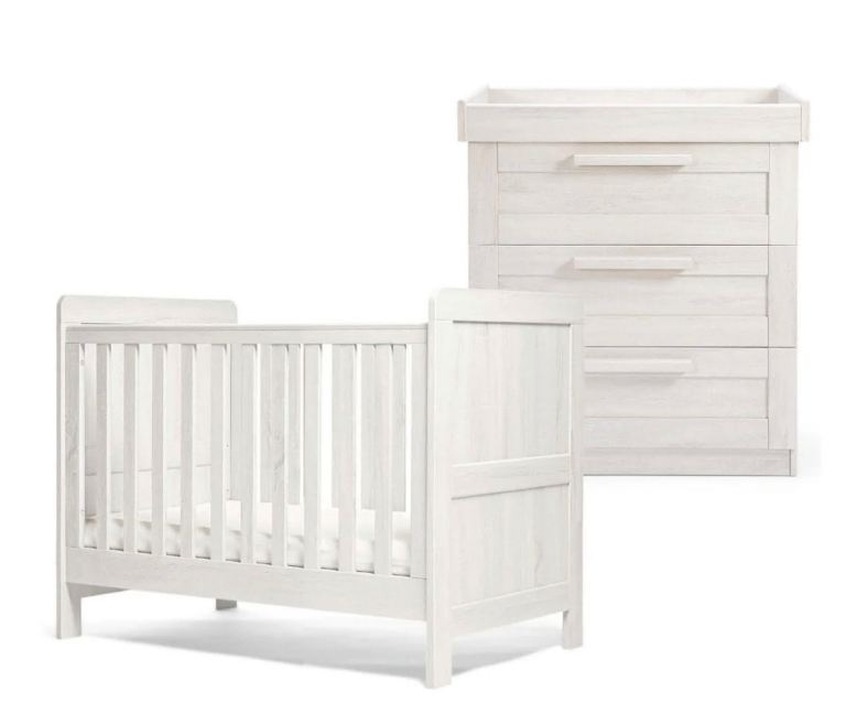 Cotbed and dresser O.N.O