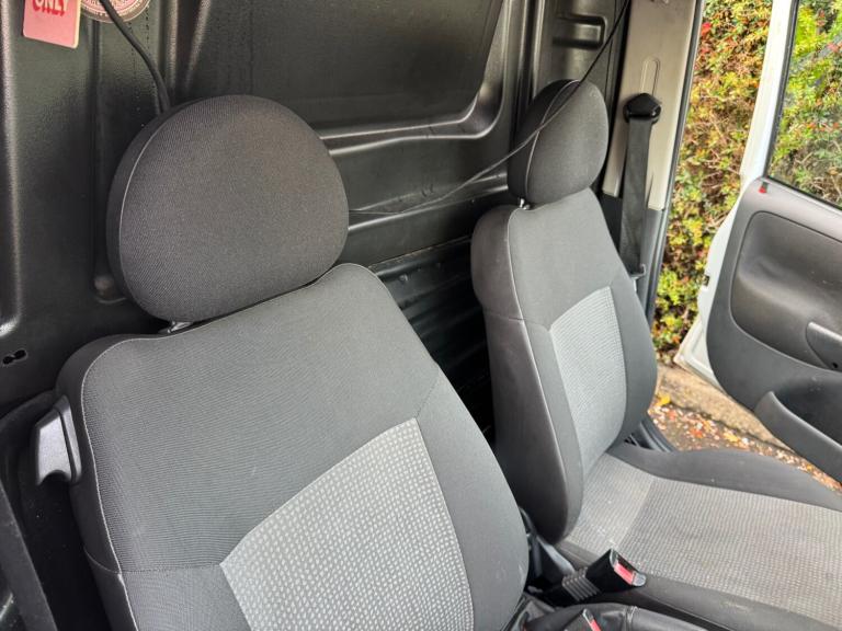 2008 Vauxhall Combo 2000 1.3CDTi 16V Van [75PS] CAR DERIVED VAN Diesel Manual