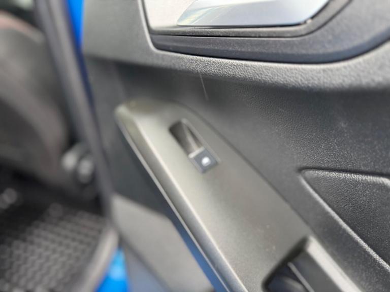 2024 Ford Focus 1.0 EcoBoost Hybrid mHEV ST-Line 5dr Auto HATCHBACK PETROL Automatic