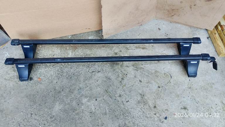 Thule Roof Bars, 120cm steel type 761, foot pack 750, adapter 1281