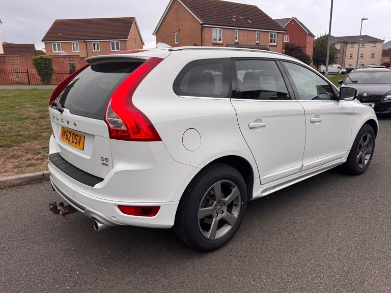Volvo, XC60, Estate, 2012, Semi-Auto, 2400 (cc), 5 doors